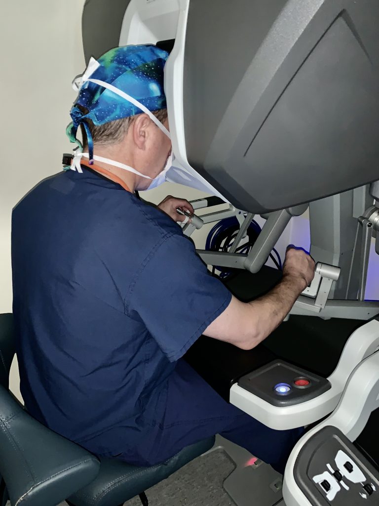 Dr. Kimble using the da Vinci surgical system